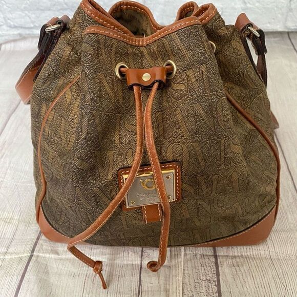 Flavi Vismano Firenze satchel w/cinch closure & one main compartment - Picture 3 of 14